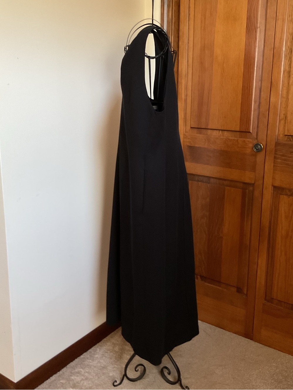 Massimo Dutti Casual Style Black V-Neck Midi Dress with Strap. Size XL - Picture 8 of 13